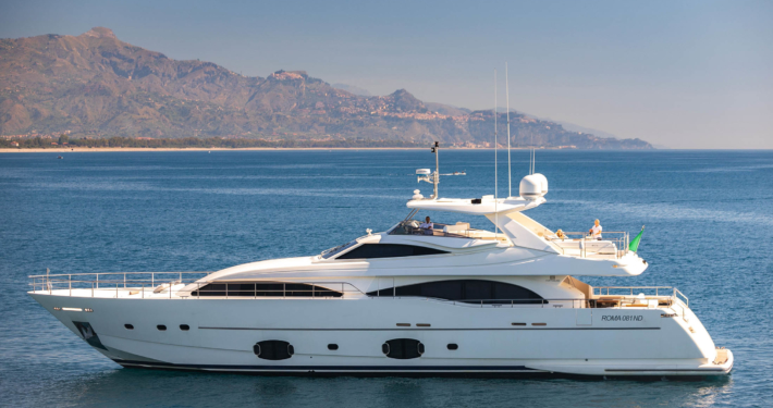 1/yacht di lusso per charter FERRETTI 97 - ETHNA (alt)